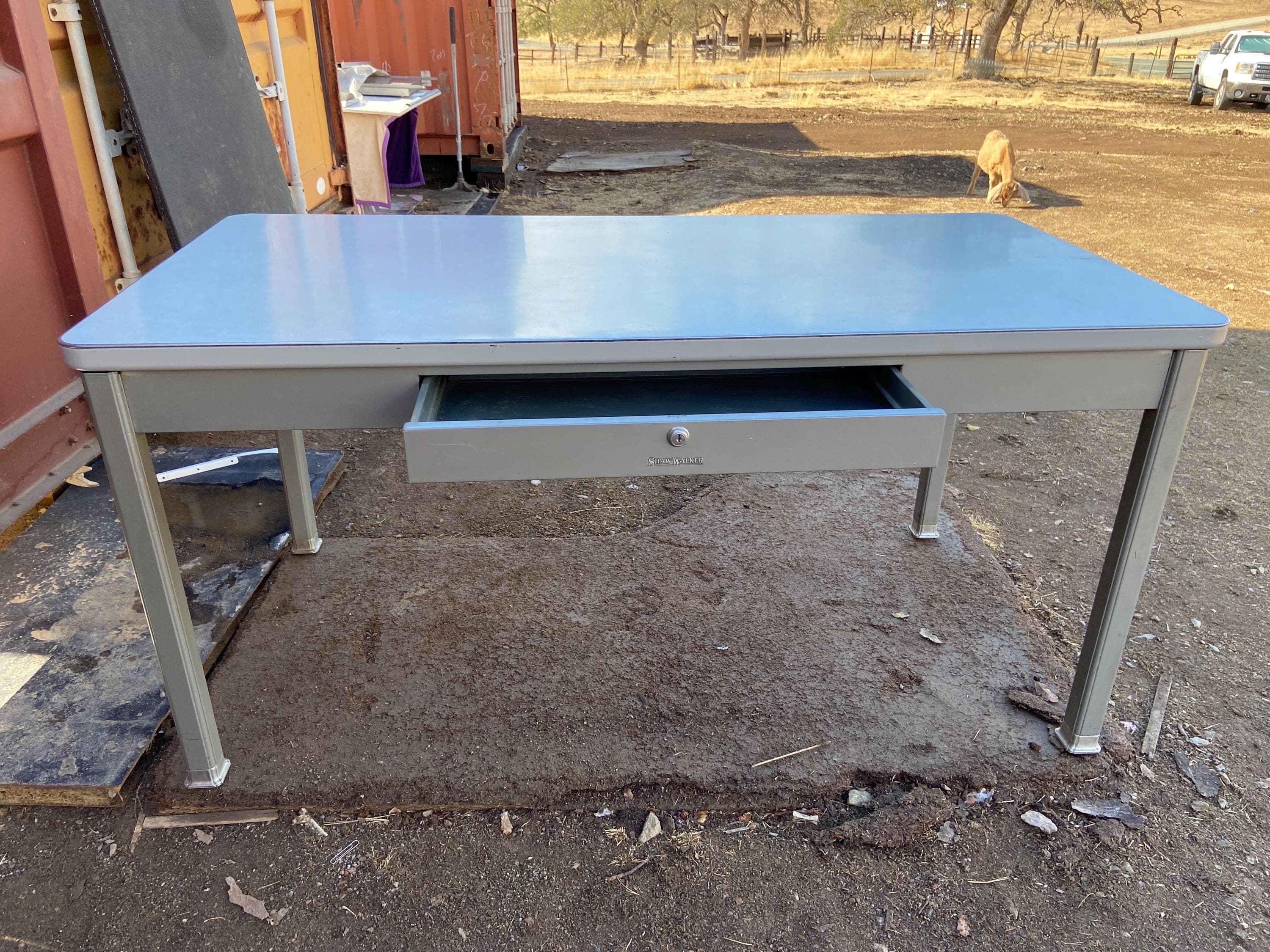 Shaw walker vintage mid century modern metal tanker desk - Thumbnail 8