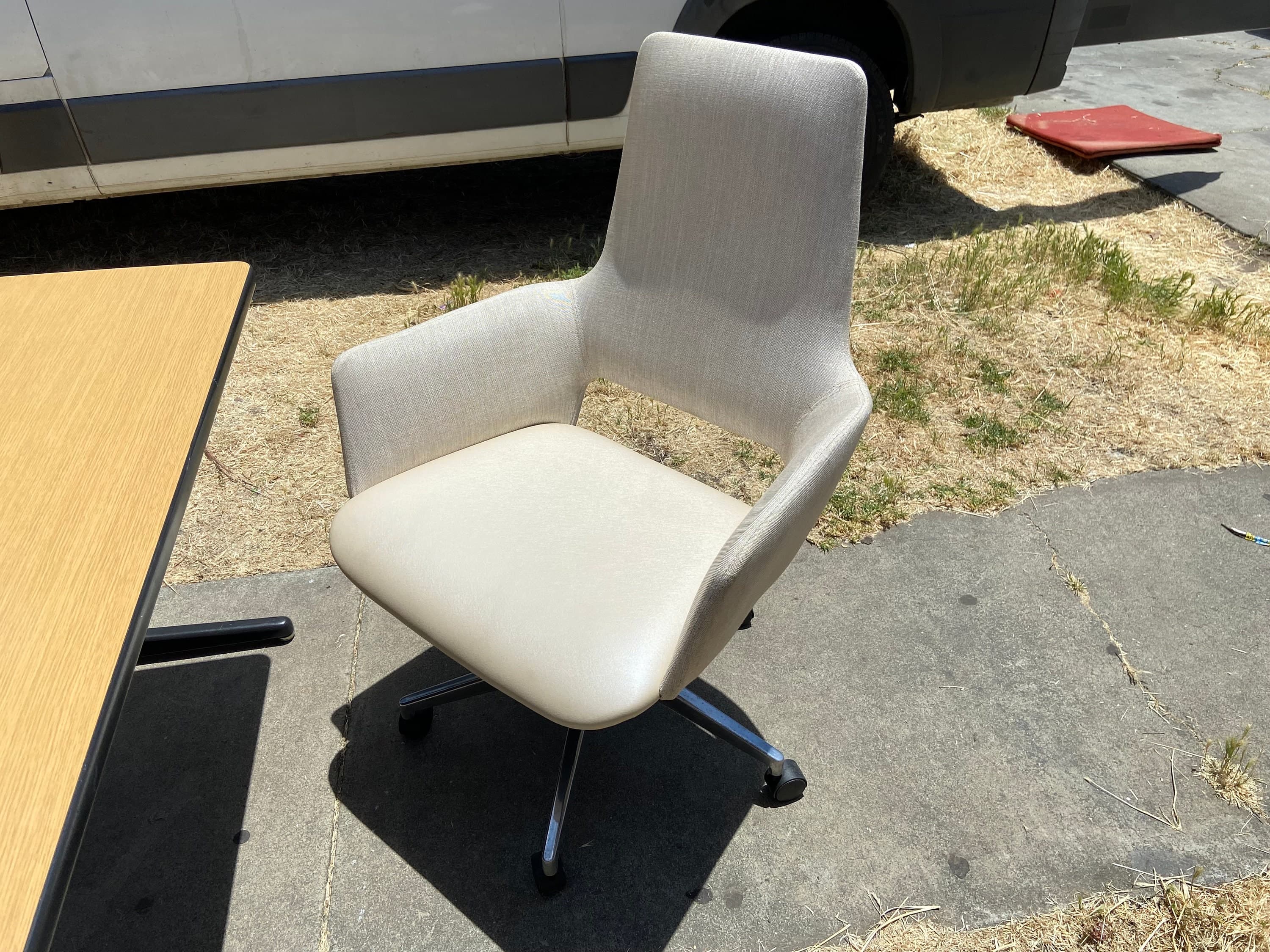 vintage mid century modern Herman miller office desk and modern chair - Thumbnail 7