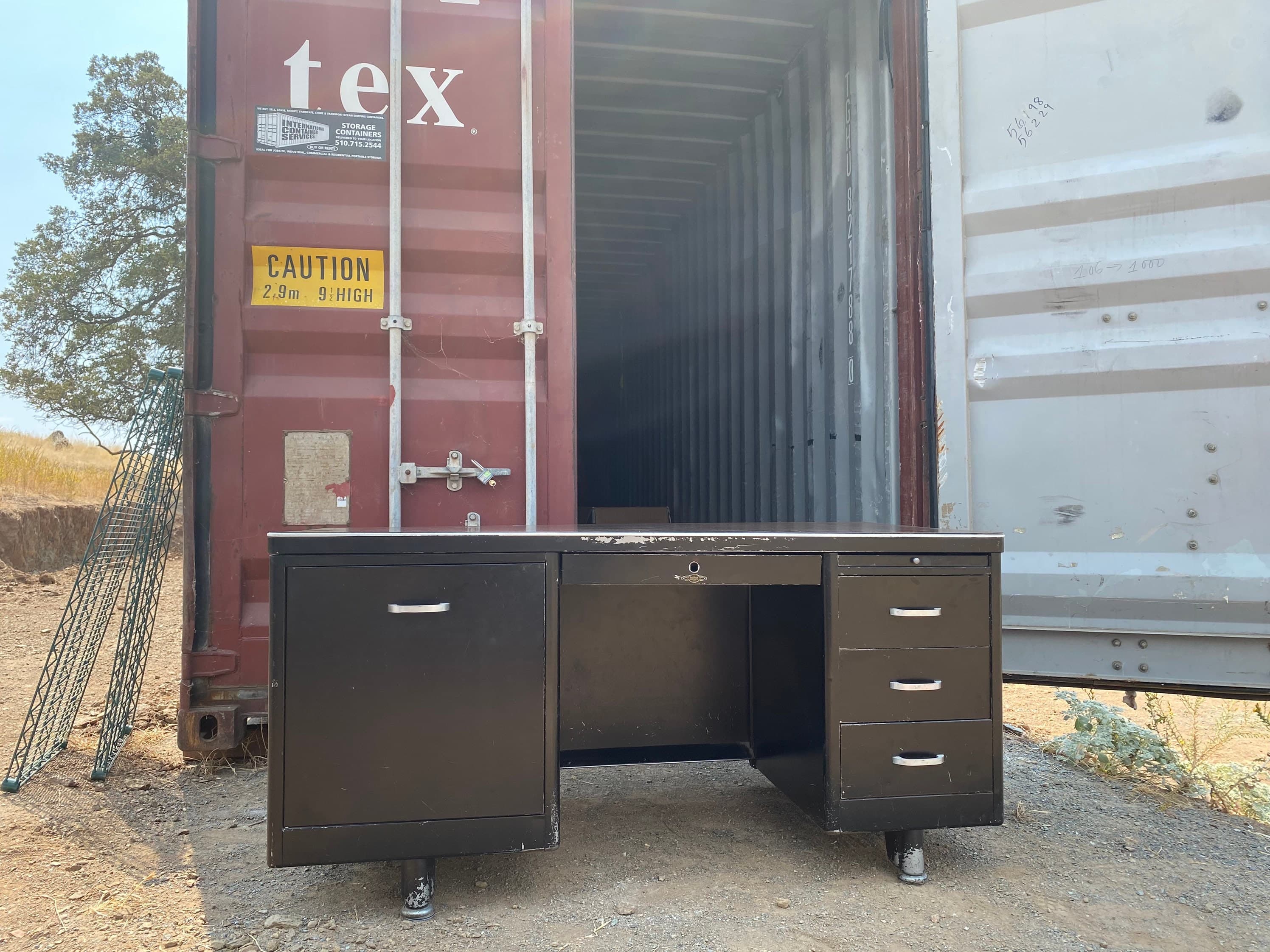 Vintage metal tanker desk - Image 1