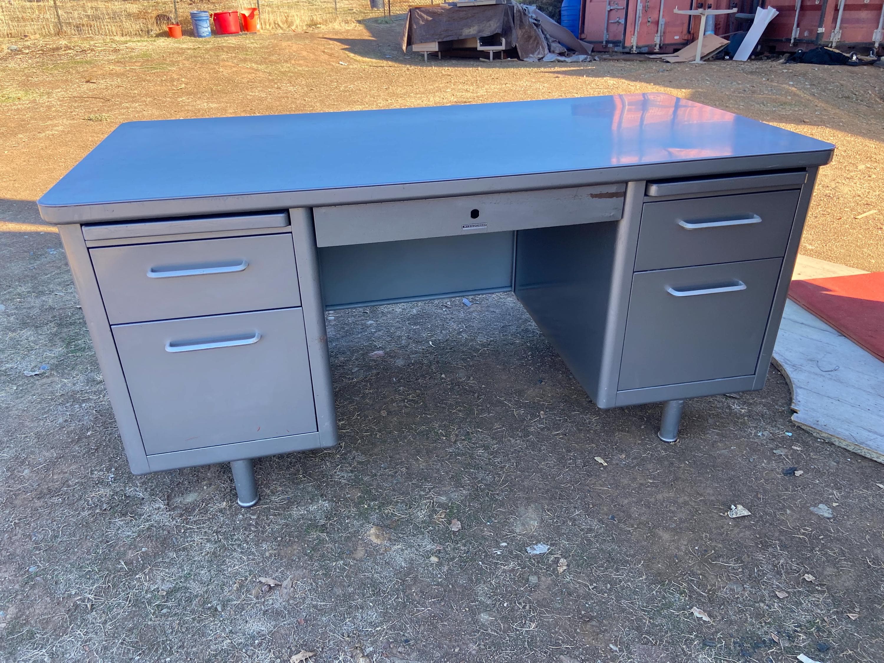 Steelcase vintage mid century modern metal tanker desk - Thumbnail 9