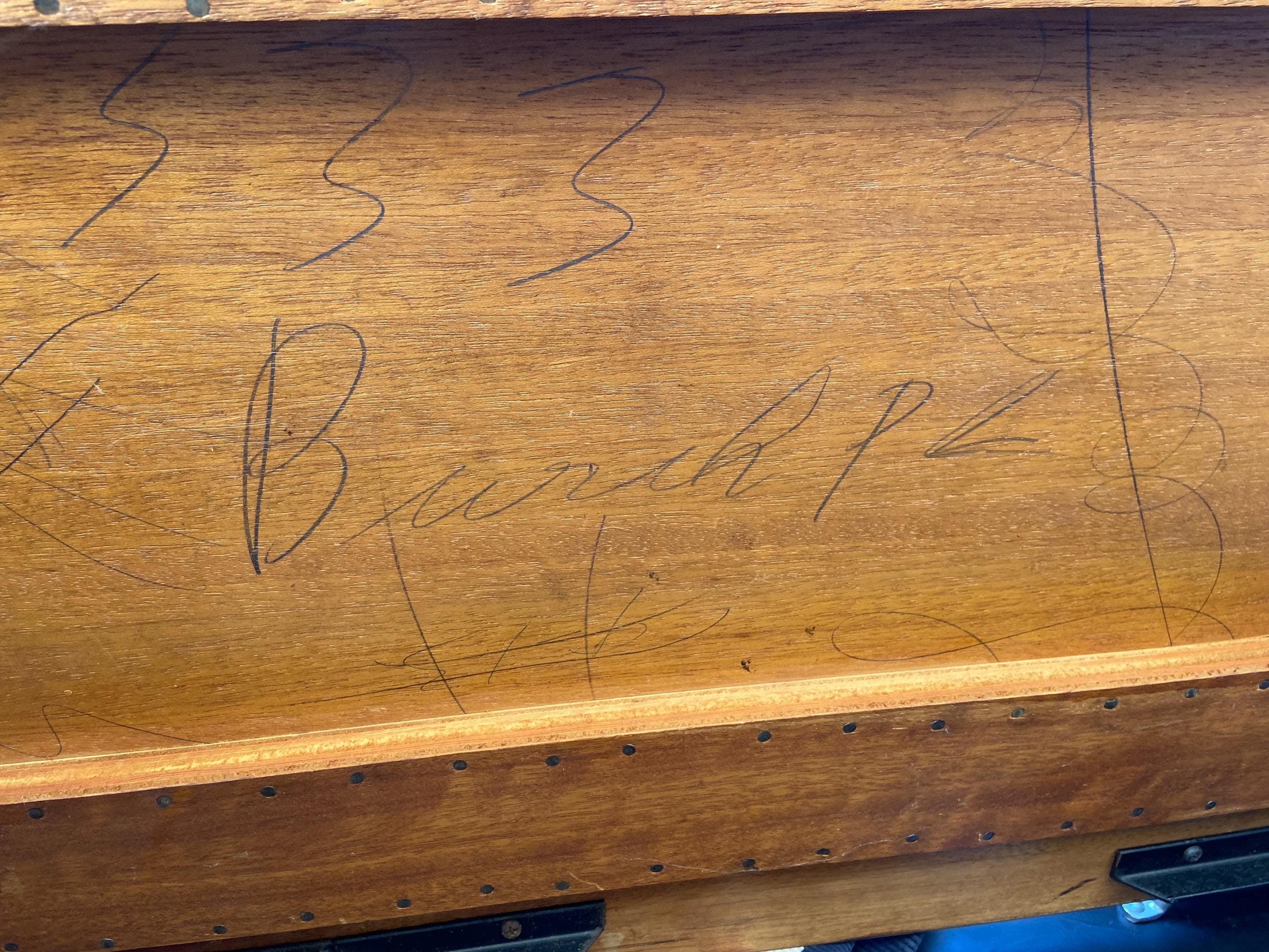 1950’s floating desk by D.R. Bates & Jackson Gregory jr for Vista of California needs some refinishing - Thumbnail 4