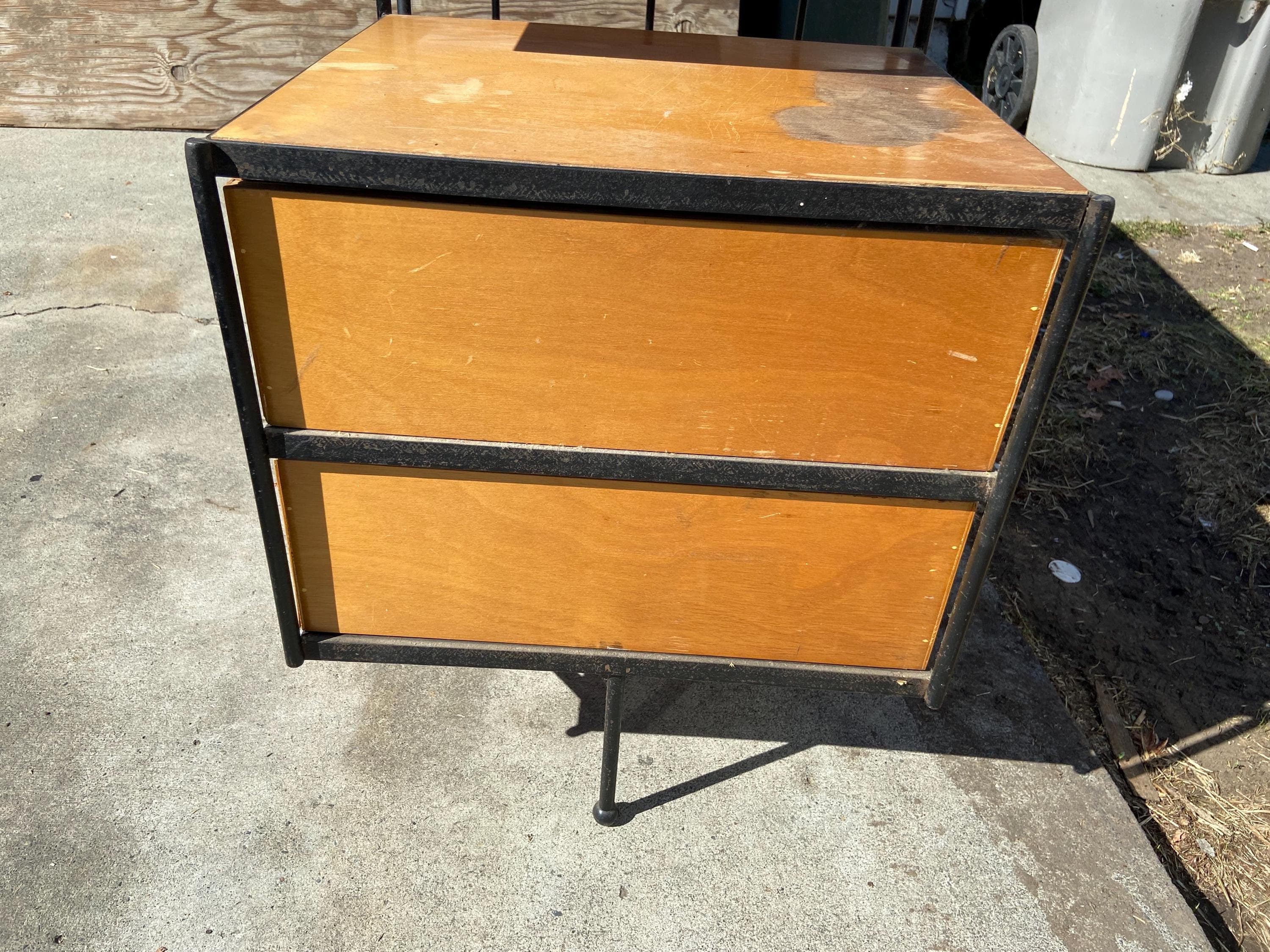 1950’s floating desk by D.R. Bates & Jackson Gregory jr for Vista of California needs some refinishing - Thumbnail 7