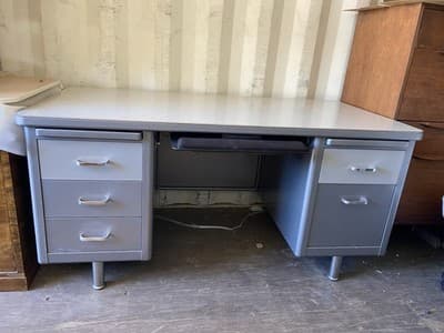 Vintage Mid Century Modern Metal Tanker Steelcase Tanker Desk Workbench Table - Thumbnail 2