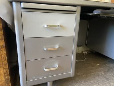 Vintage Mid Century Modern Metal Tanker Steelcase Tanker Desk Workbench Table - Thumbnail 7