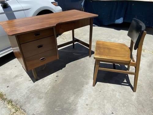 Mainline By Hooker Mid Century Modern writing desk Set And Chair - Thumbnail 8