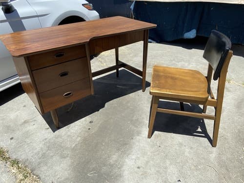 Mainline By Hooker Mid Century Modern writing desk Set And Chair - Thumbnail 9