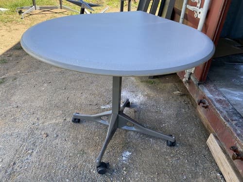 Vintage Herman Miller Tear Drop Everywhere Rolling Relay  Tables Light Grey - Thumbnail 2