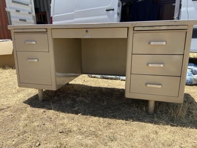 McDowell And Craig Vintage Mid Century Modern Metal Tanker Desk - Thumbnail 17