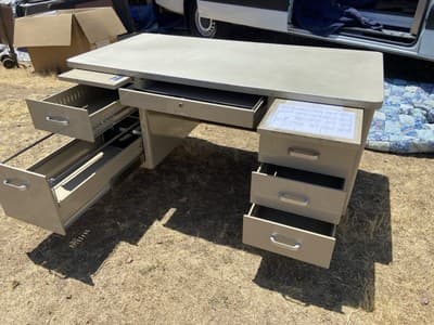 McDowell And Craig Vintage Mid Century Modern Metal Tanker Desk - Thumbnail 10