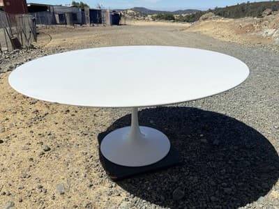 Eero Saarinen Knoll Tulip Style Round Table 60” Laminate Top – Unmarked Damaged - Thumbnail 24