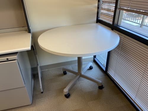 Vintage Modern Tear Drop Herman Miller Relay Work Rolling Tables For Cubicles - Thumbnail 5