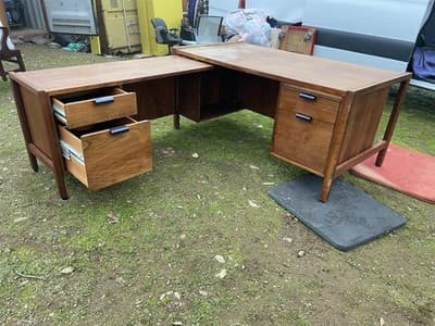 Vintage Mid Century Modern Walnut Corner Desk Top Needs Refinishing - Thumbnail 18