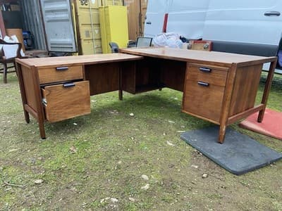 Vintage Mid Century Modern Walnut Corner Desk Top Needs Refinishing - Thumbnail 19