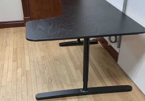 ikea bekant desk Local Pick Up Only - Thumbnail 4