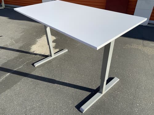 Multi Table Standing Desk Local Pick Up Only - Thumbnail 4
