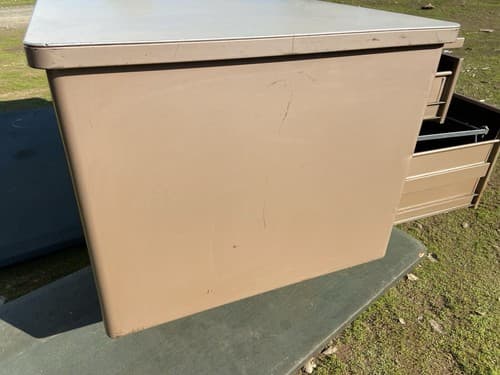 McDowell And Craig Vintage Mid Century Modern Metal Tanker Desk - Thumbnail 13