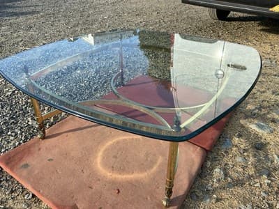 Vintage Mid Century Hollywood Regency Brass And Beveled Glass Top Coffee Table - Thumbnail 6