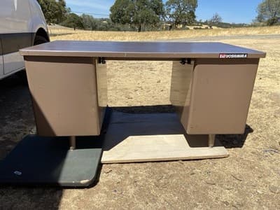 McDowell And Craig Vintage METAL INDUSTRIAL Tanker Desk Mid Century Modern MCM. - Thumbnail 9