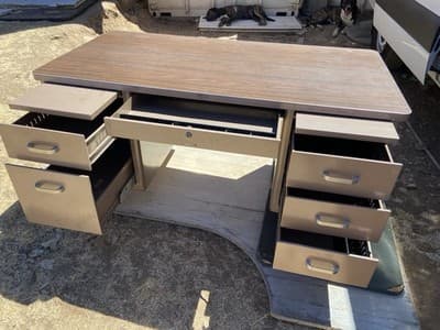 McDowell And Craig Vintage METAL INDUSTRIAL Tanker Desk Mid Century Modern MCM. - Thumbnail 17