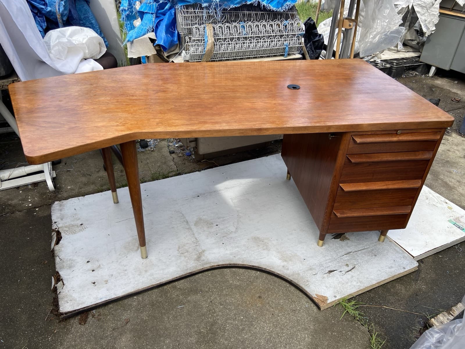 Stow Davis Mid Century Walnut Boomerang Desk needs some refinishing - Thumbnail 3