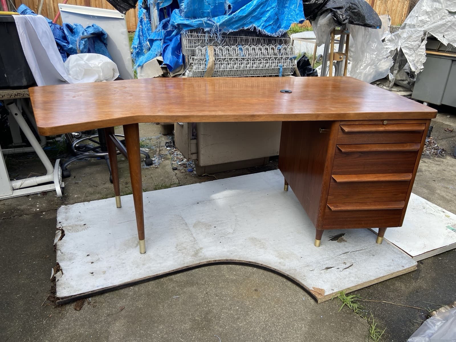 Stow Davis Mid Century Walnut Boomerang Desk needs some refinishing - Thumbnail 11