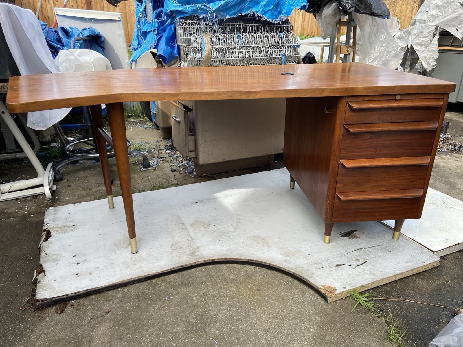 Stow Davis Mid Century Walnut Boomerang Desk needs some refinishing - Thumbnail 20