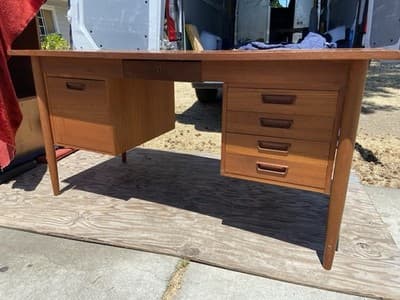 Vintage Mid Century Modern Teak Desk - Thumbnail 8