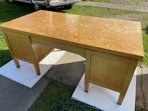 Traditional Antique Quarter Sawn Oak Office or Library Desk - Thumbnail 2