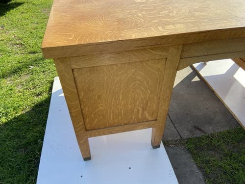 Traditional Antique Quarter Sawn Oak Office or Library Desk - Thumbnail 14