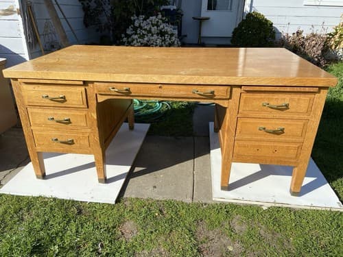 Traditional Antique Quarter Sawn Oak Office or Library Desk - Thumbnail 22
