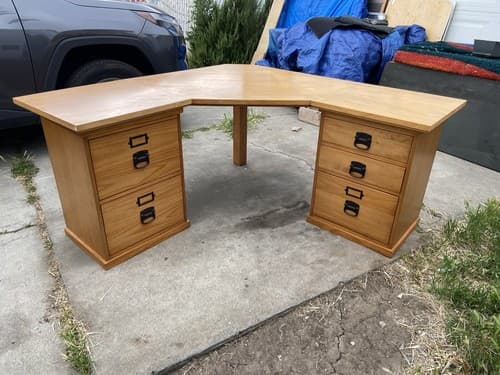 pottery barn Bedford Desk - Thumbnail 7