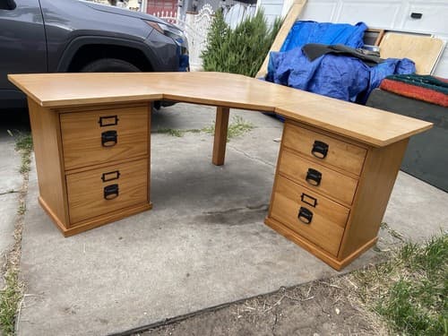 pottery barn Bedford Desk - Thumbnail 10