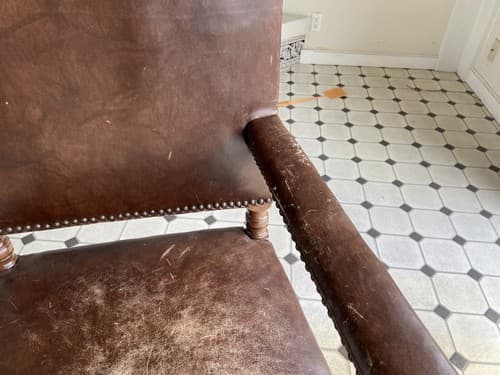 Antique High Back Carved Wood Leather Chair - Thumbnail 4