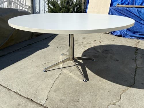 Florence Knoll Mid Century Modern Style  Chrome Dining Conference Table - Image 1