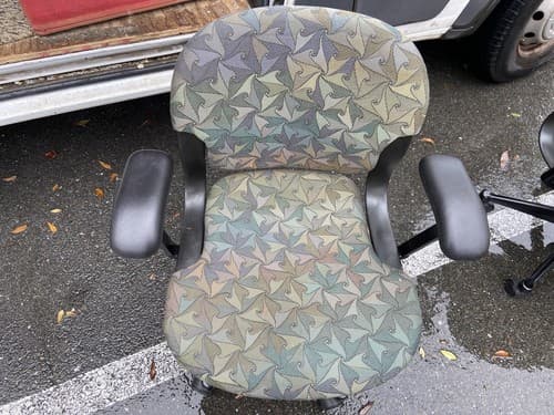 Vintage Herman Miller Equa Fabric Rolling Desk Chairs, Set Of 3 - Thumbnail 2