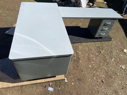 Vintage Devon W.H. Harper Metal Tanker Executive L Shape Green Desk - Thumbnail 5