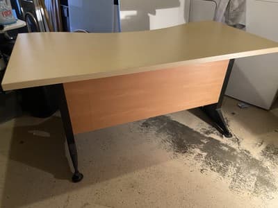 Herman  Miller  Geoff Hollington  Standing  Adjustable  Desk - Thumbnail 9