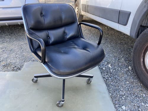 Knoll Charles Pollock Executive Chairs Black Leather Missing Button 4 Available - Image 1