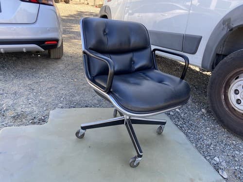 Knoll Charles Pollock Executive Chairs Black Leather Missing Button 4 Available - Thumbnail 4