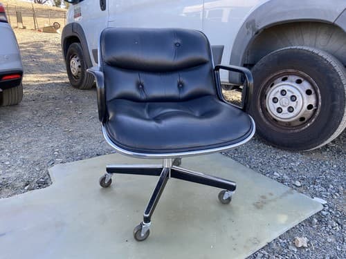 Knoll Charles Pollock Executive Chairs Black Leather Missing Button 4 Available - Thumbnail 7