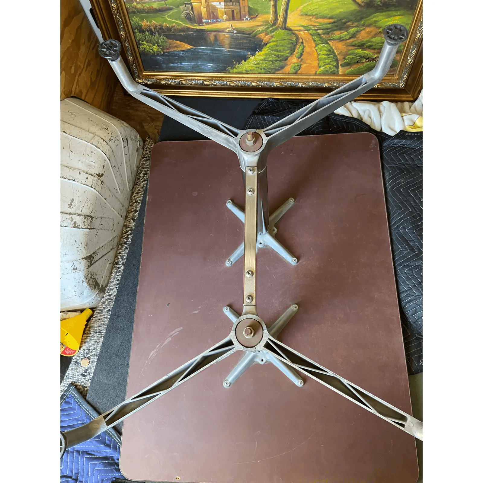 Vintage Herman Miller style small retro table - Thumbnail 2