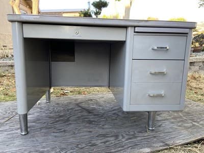 Steelcase Vintage Mid Century Metal Tanker Desk - Thumbnail 17