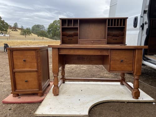 pottery barn Bedford Desk Set - Image 1