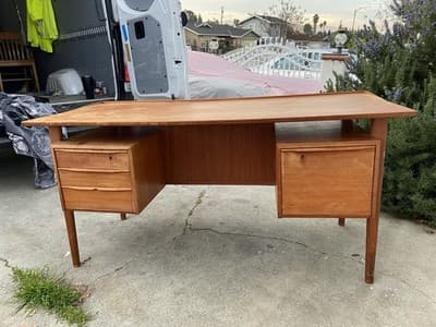 Vintage MCM Danish Teak Floating Desk by Peter Løvig Nielsen Needs Restoration - Thumbnail 3