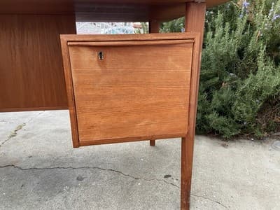 Vintage MCM Danish Teak Floating Desk by Peter Løvig Nielsen Needs Restoration - Thumbnail 24