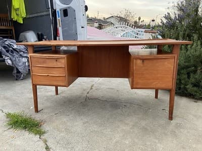 Vintage MCM Danish Teak Floating Desk by Peter Løvig Nielsen Needs Restoration - Thumbnail 20