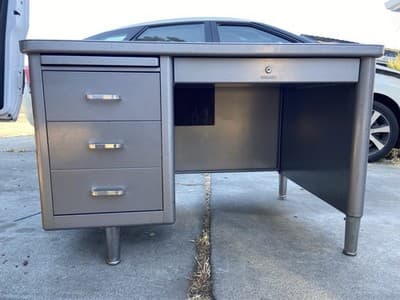 Vintage Mid Century Modern Metal Tanker Steelcase Tanker Desk Workbench Table - Thumbnail 17