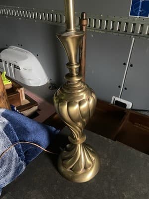 REMBRANDT Masterpiece Collection Brass Swirl Table Lamp Milk Glass Diffuser - Thumbnail 14