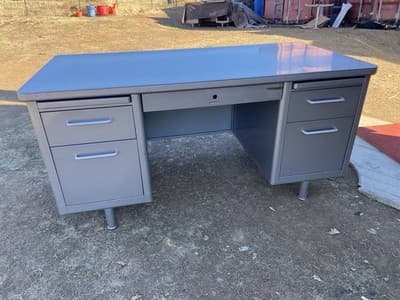 Steelcase Vintage Mid Century Metal Tanker Desk - Thumbnail 3