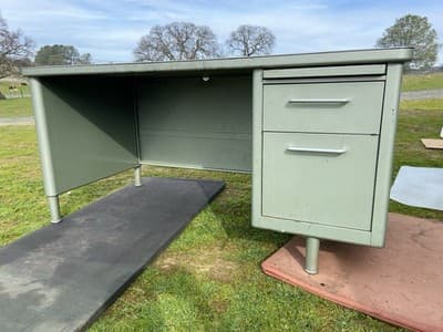 Vintage Steelcase Tanker Desk - Thumbnail 11